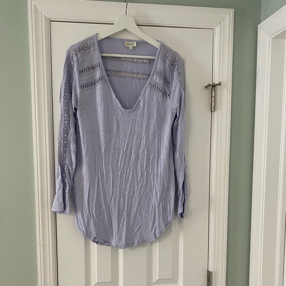 NWOT Anthropologie Top with Cute Peek-a-boo Details